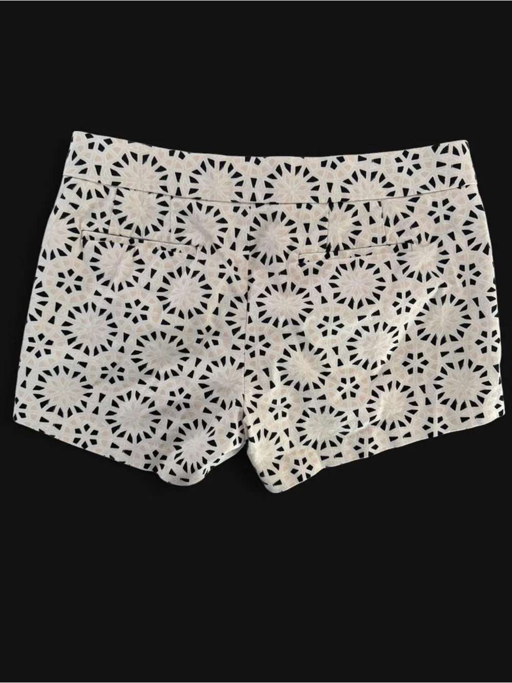 J.Crew Stretch Printed Shorts Size 6 Cream Black Geometric Flat Front Casual